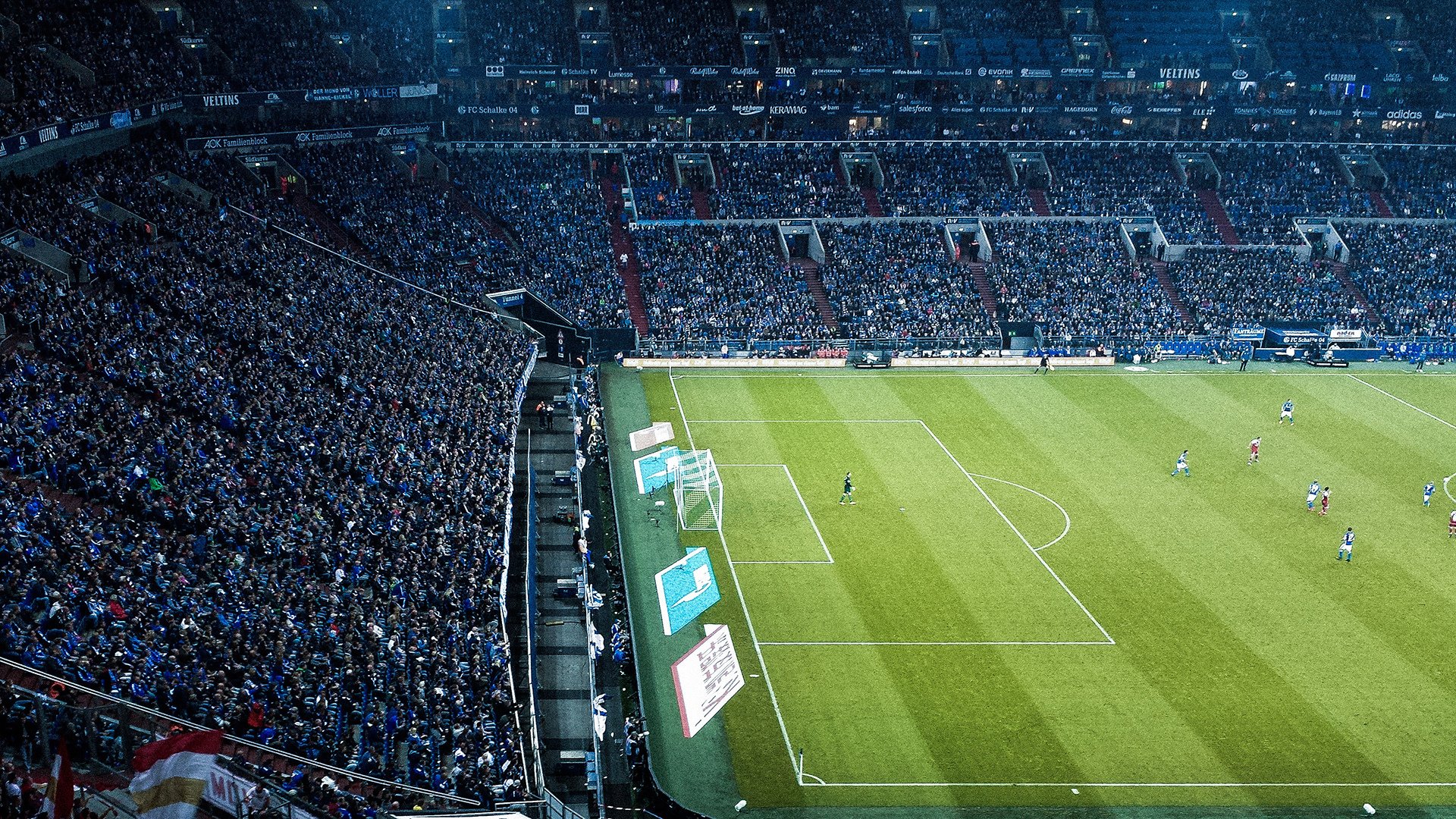 乐鱼娱乐app-德甲决战，教练分享战术变化心得，德甲收官战