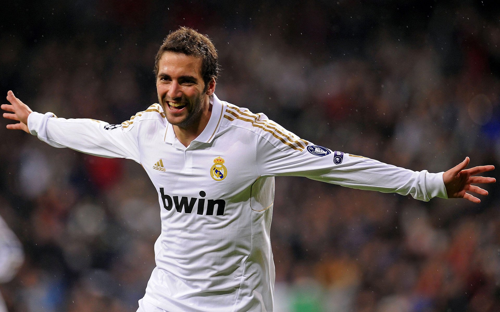 球迷回忆:你支持的球星最感动瞬间,球星与球迷们感动视频